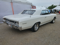Image 2 of 7 of a 1966 CHEVROLET CHEVELLE