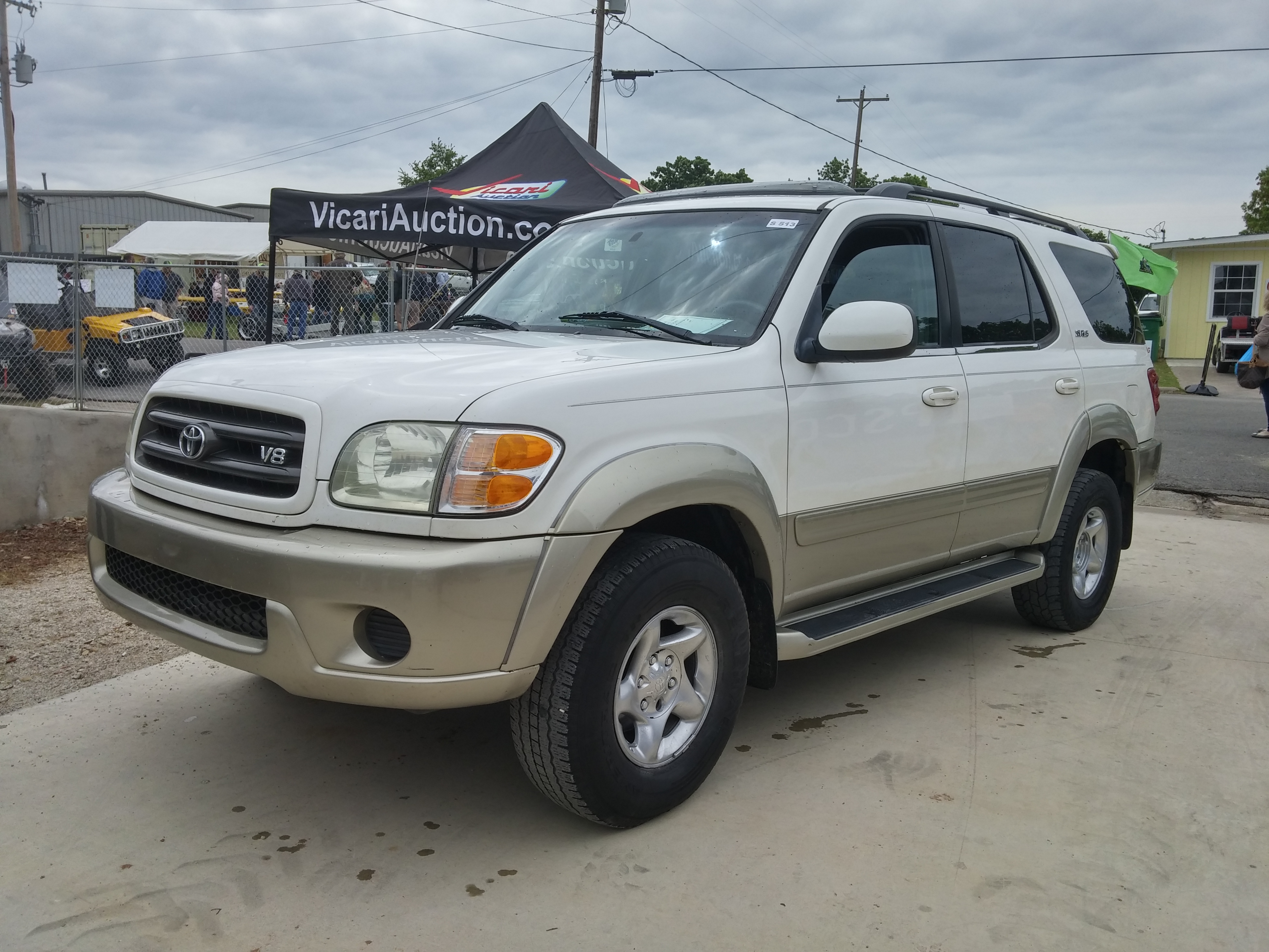 0th Image of a 2001 TOYOTA SEQUOIA VCK40L  SR5