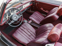 Image 11 of 25 of a 1969 MERCEDES BENZ 280SL