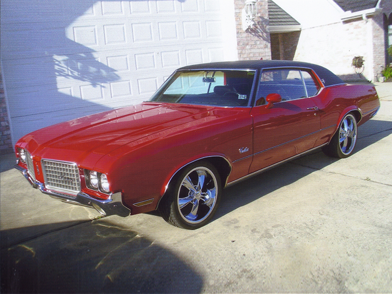 2nd Image of a 1972 OLDSMOBILE CUTLASS