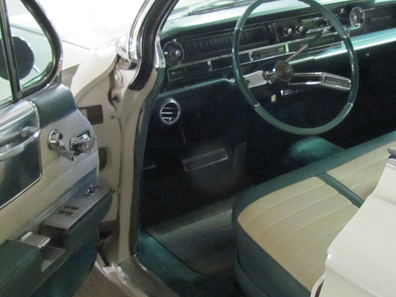 5th Image of a 1961 CADILLAC SEDAN DEVILLE