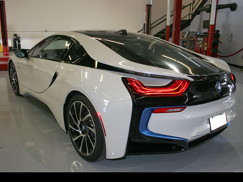 5th Image of a 2015 BMW I8