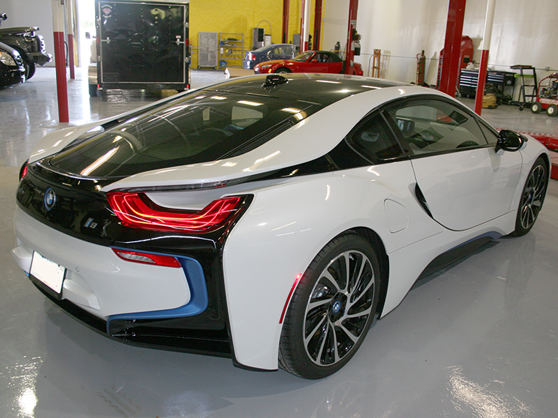 6th Image of a 2015 BMW I8