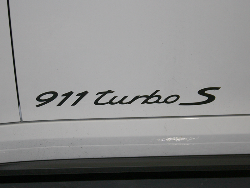 7th Image of a 2015 PORSCHE 911 TURBO