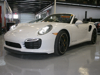 Image 5 of 8 of a 2015 PORSCHE 911 TURBO