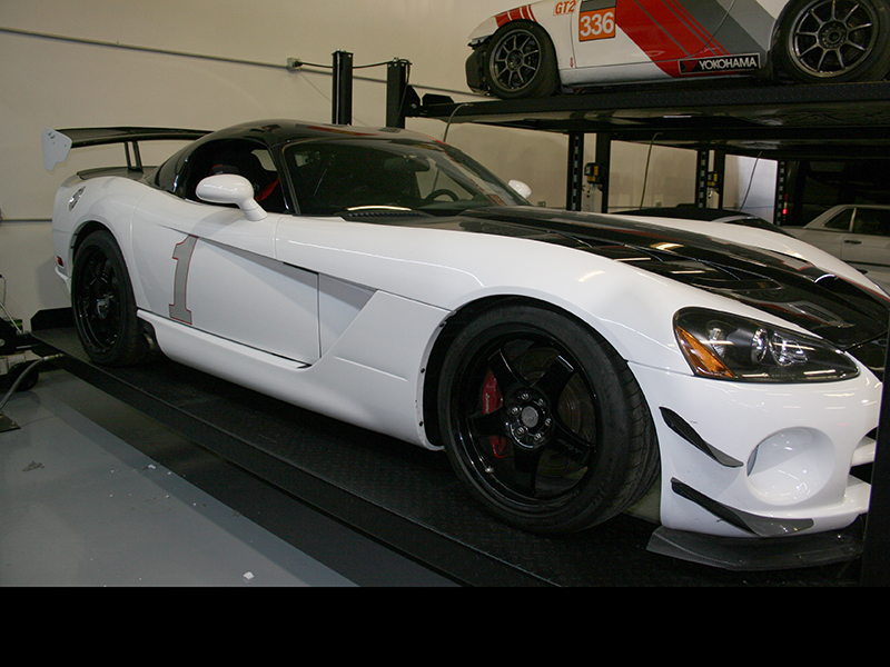 6th Image of a 2010 DODGE VIPER ACRX