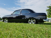 Image 4 of 7 of a 1950 FORD SHOEBOX