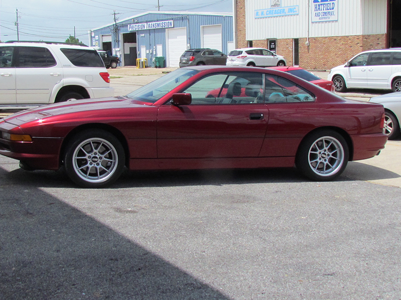 2nd Image of a 1991 BMW 8 SERIES 850I