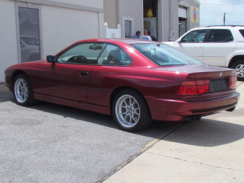 3rd Image of a 1991 BMW 8 SERIES 850I