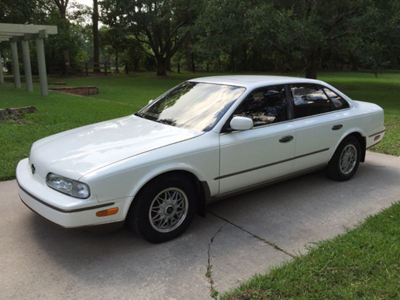 3rd Image of a 1993 INFINITI Q45