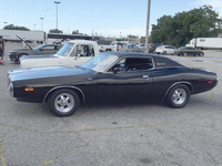 Image 3 of 7 of a 1972 DODGE CHARGER SE