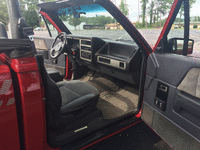 Image 10 of 16 of a 1990 DODGE DAKOTA