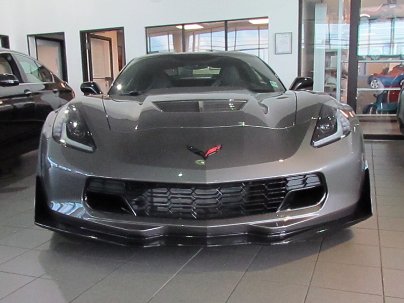 3rd Image of a 2015 CHEVROLET CORVETTE Z06 3LZ