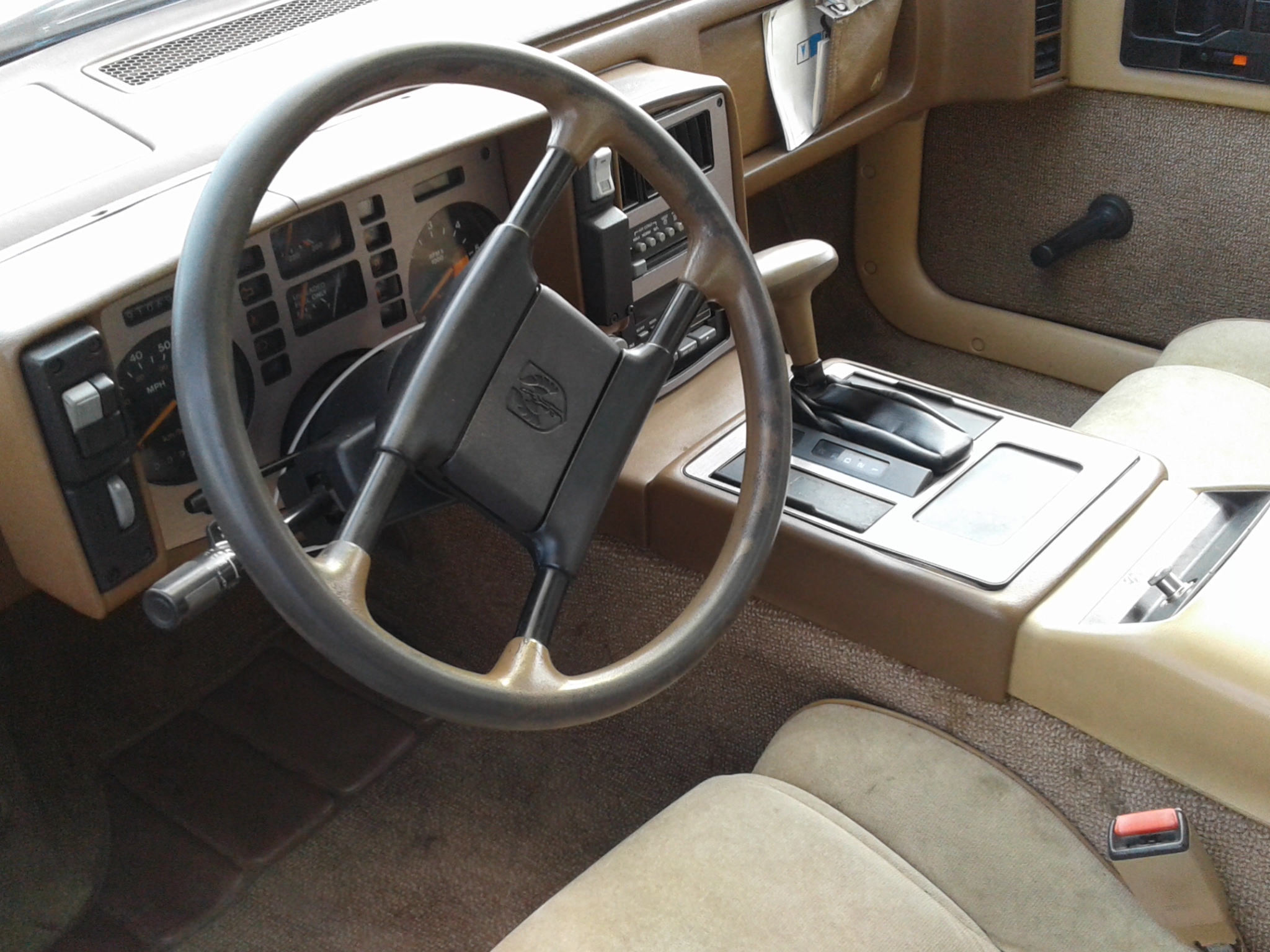 2nd Image of a 1987 PONTIAC FIERO