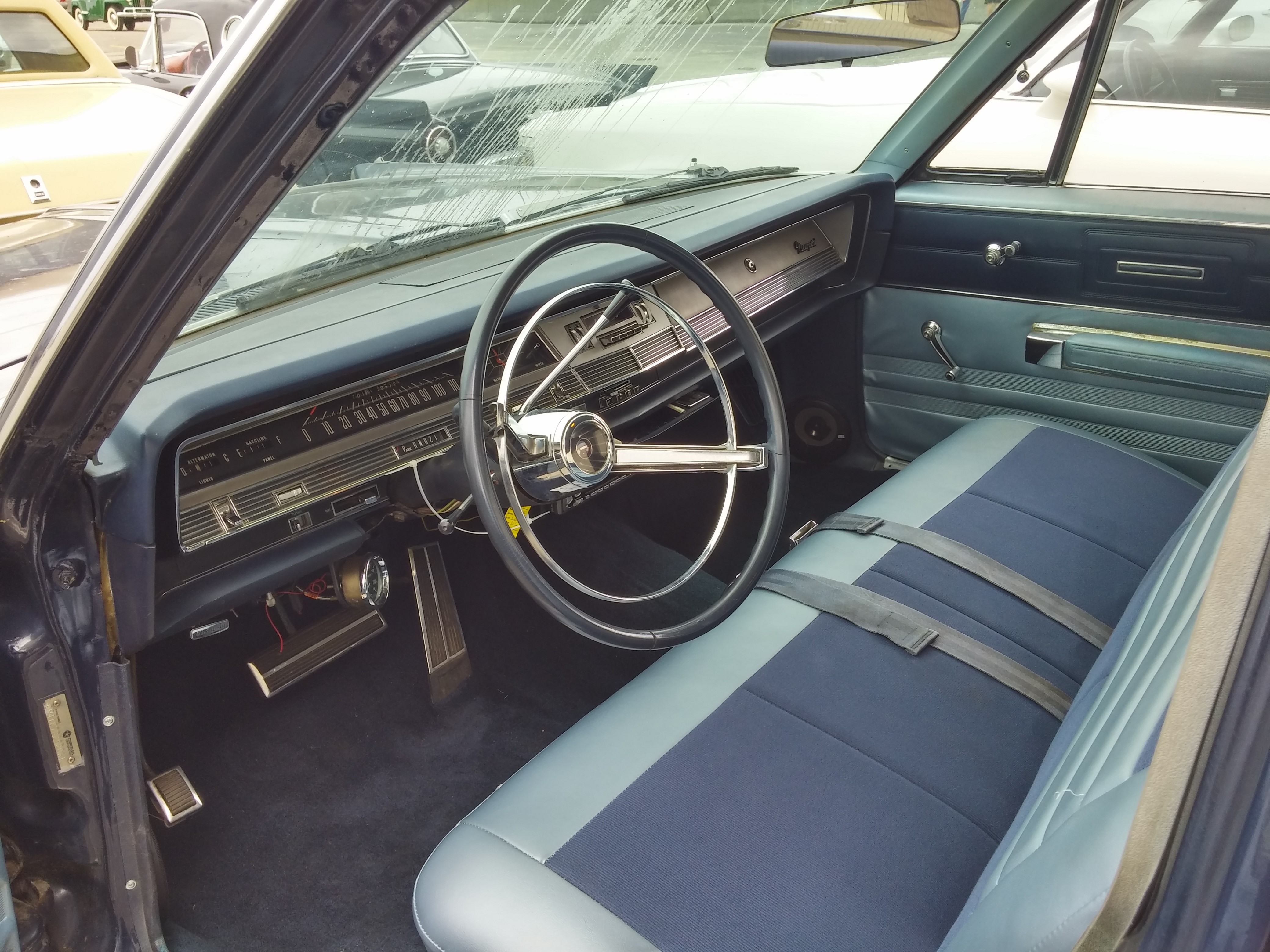 2nd Image of a 1967 CHRYSLER 773