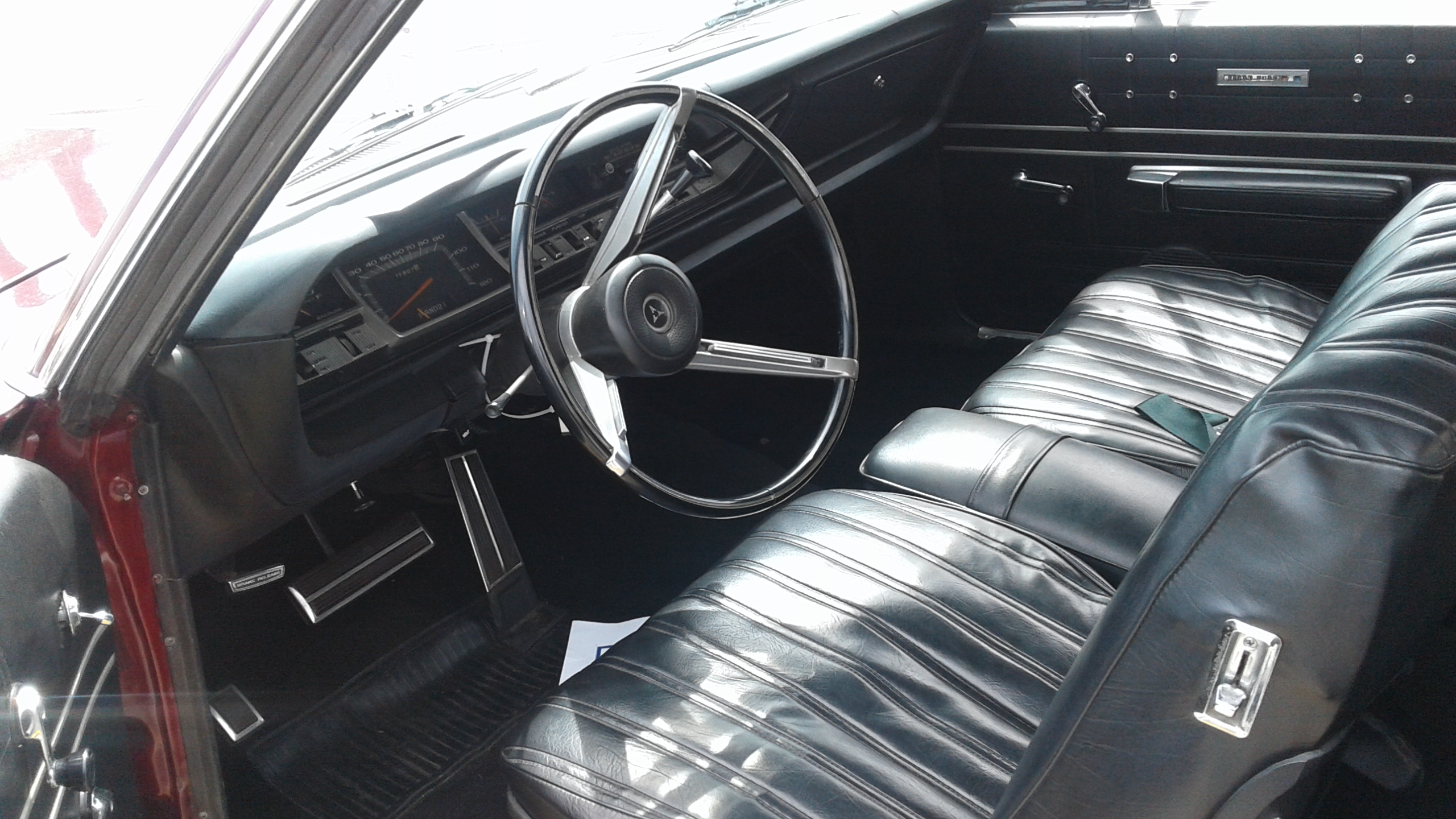 2nd Image of a 1968 PLYMOUTH SPORT FURY CV
