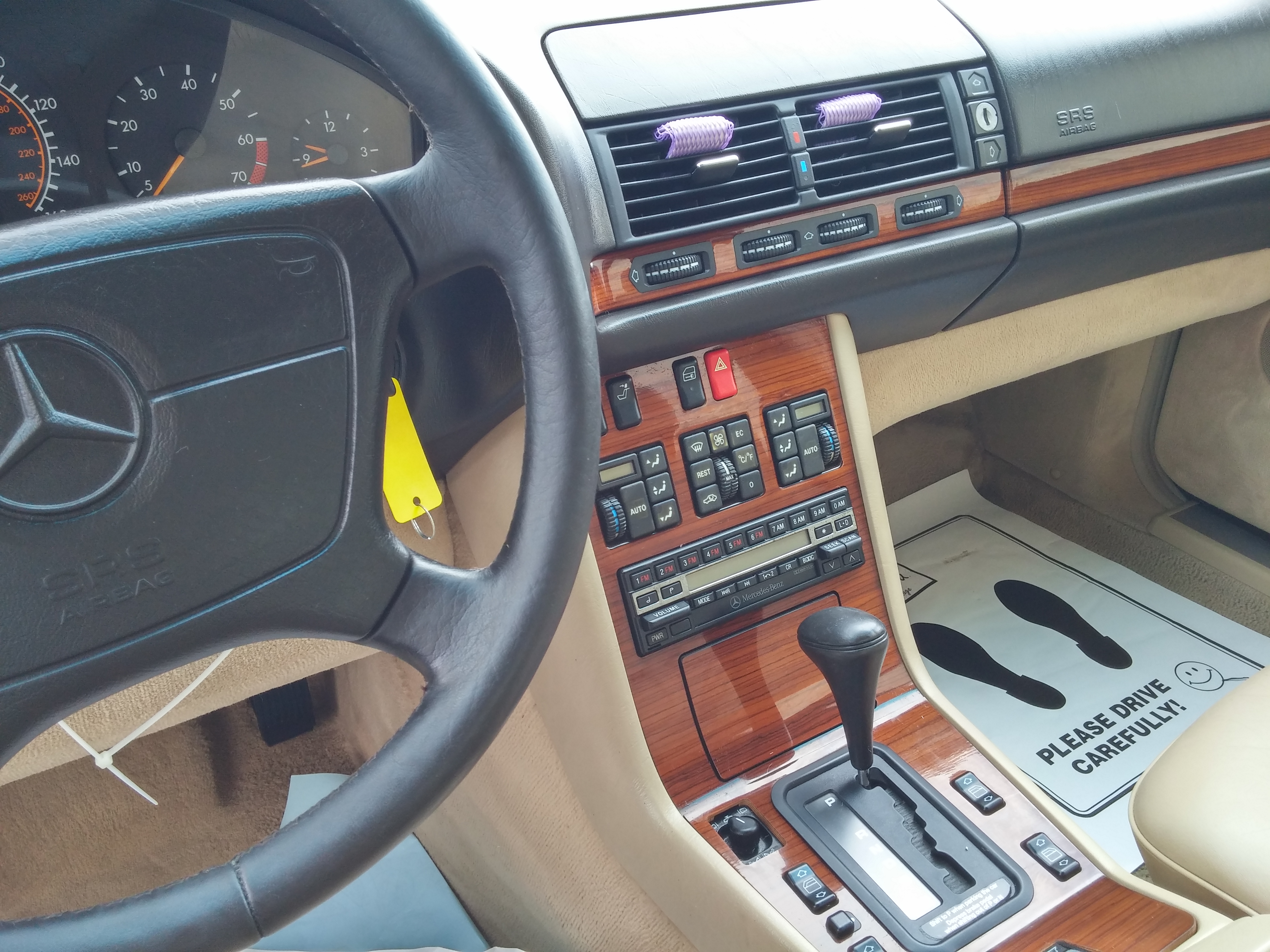 5th Image of a 1993 MERCEDES-BENZ 400 400SEL