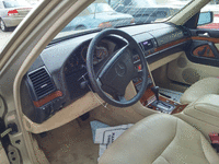 Image 3 of 7 of a 1993 MERCEDES-BENZ 400 400SEL