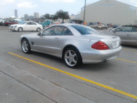 Image 2 of 5 of a 2004 MERCEDES-BENZ SL-CLASS SL500