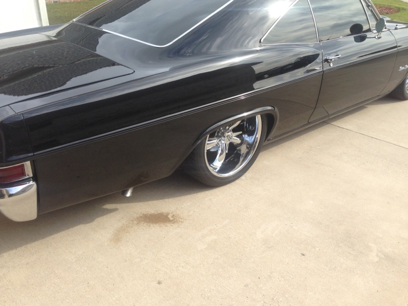 3rd Image of a 1966 CHEVROLET IMPALA