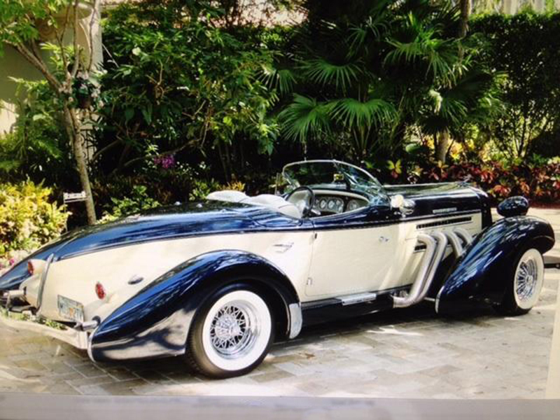 2nd Image of a 2004 AUBURN CUSTOM SPEEDSTER