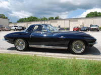 Image 5 of 25 of a 1963 CHEVROLET CORVETTE