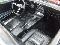 Image 10 of 12 of a 1975 CHEVROLET CORVETTE