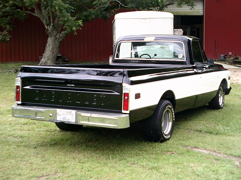 1st Image of a 1972 CHEVROLET C10