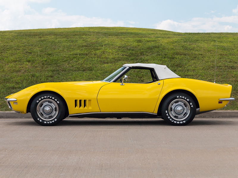 1st Image of a 1968 CHEVROLET CORVETTE