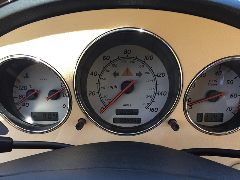 4th Image of a 2002 MERCEDES-BENZ SLK 320