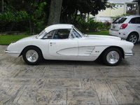 Image 8 of 18 of a 1959 CHEVROLET CORVETTE