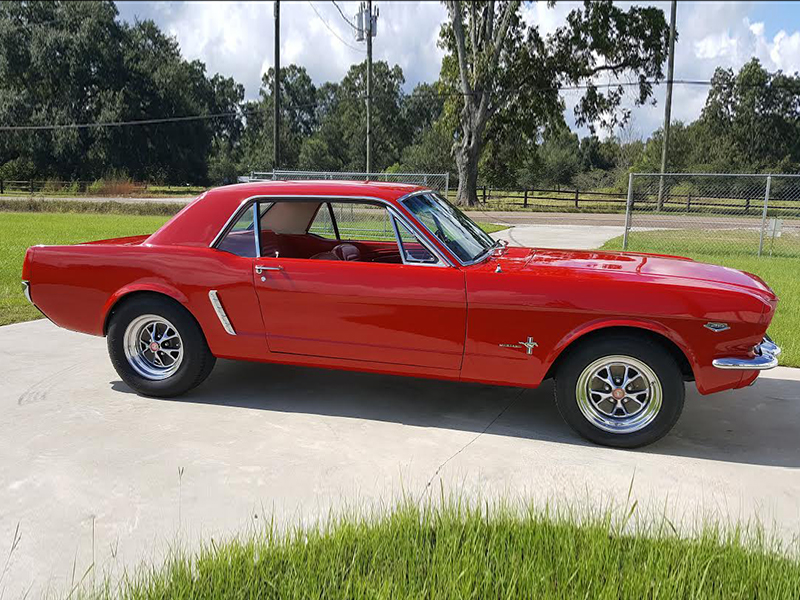 2nd Image of a 1965 FORD MUSTANG