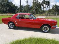 Image 3 of 6 of a 1965 FORD MUSTANG