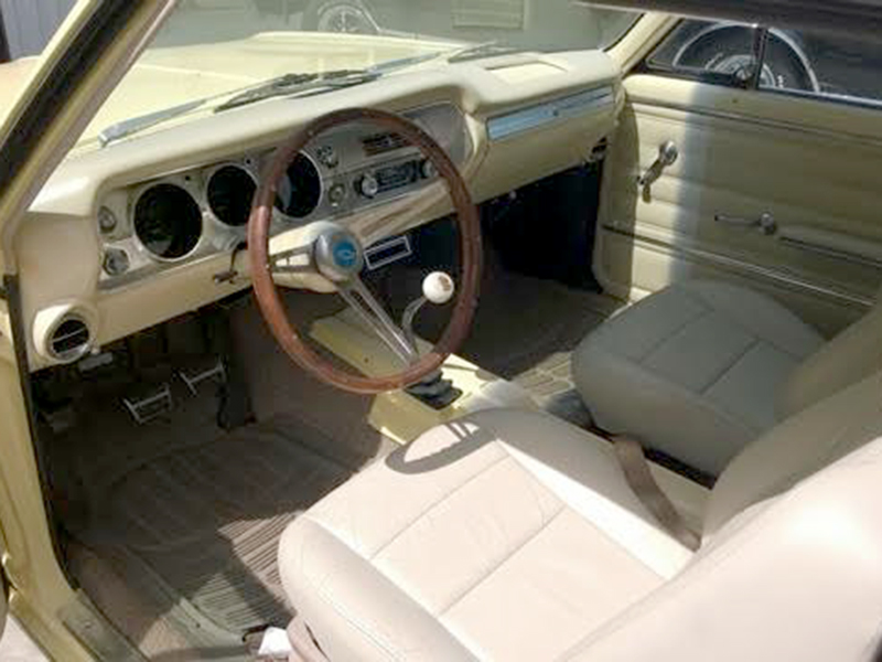2nd Image of a 1965 CHEVROLET CHEVELLE SS