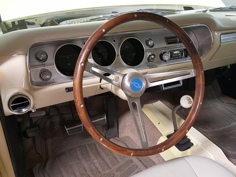 3rd Image of a 1965 CHEVROLET CHEVELLE SS