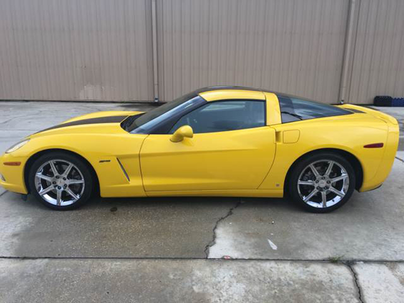 3rd Image of a 2008 CHEVROLET CORVETTE