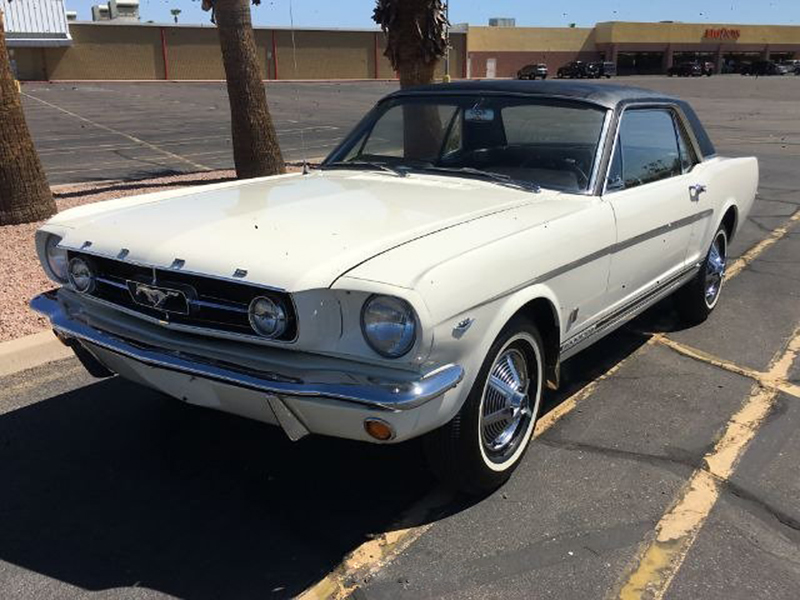 2nd Image of a 1965 FORD MUSTANG