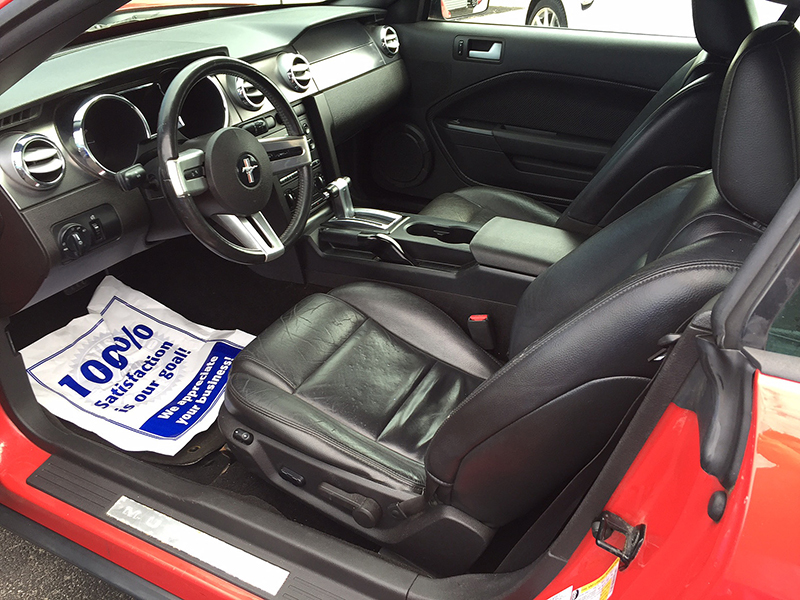 4th Image of a 2007 FORD MUSTANG