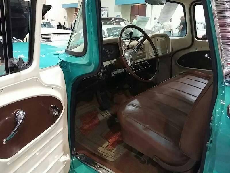 2nd Image of a 1961 CHEVY TRUCK SWB