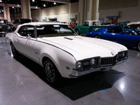 Image 1 of 5 of a 1969 OLDSMOBILE CUTLASS