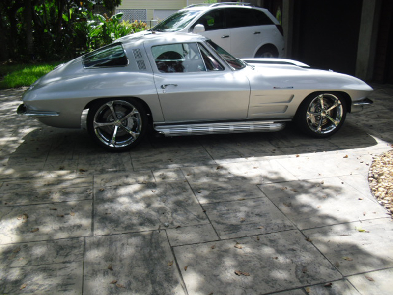 3rd Image of a 1964 CHEVROLET CORVETTE