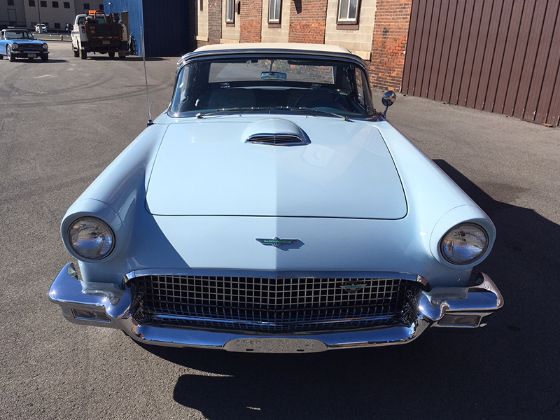 2nd Image of a 1957 FORD THUNDERBIRD