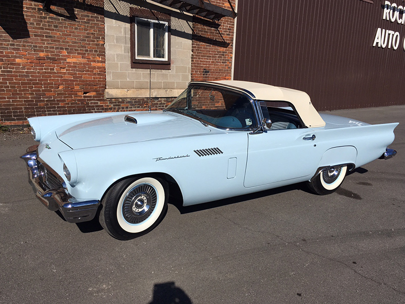 3rd Image of a 1957 FORD THUNDERBIRD