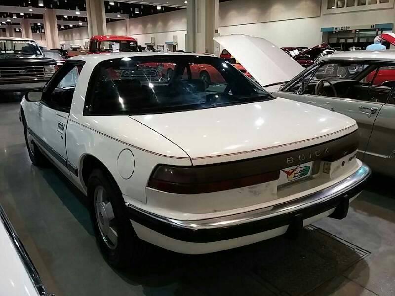 1st Image of a 1990 BUICK REATTA