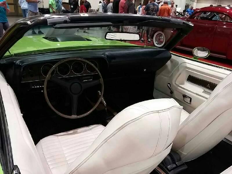 2nd Image of a 1970 DODGE CHALLENGER