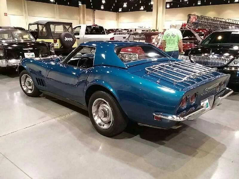 1st Image of a 1968 CHEVROLET CORVETTE