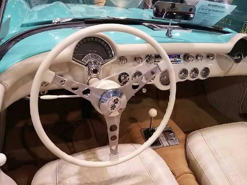 3rd Image of a 1957 CHEVROLET CORVETTE