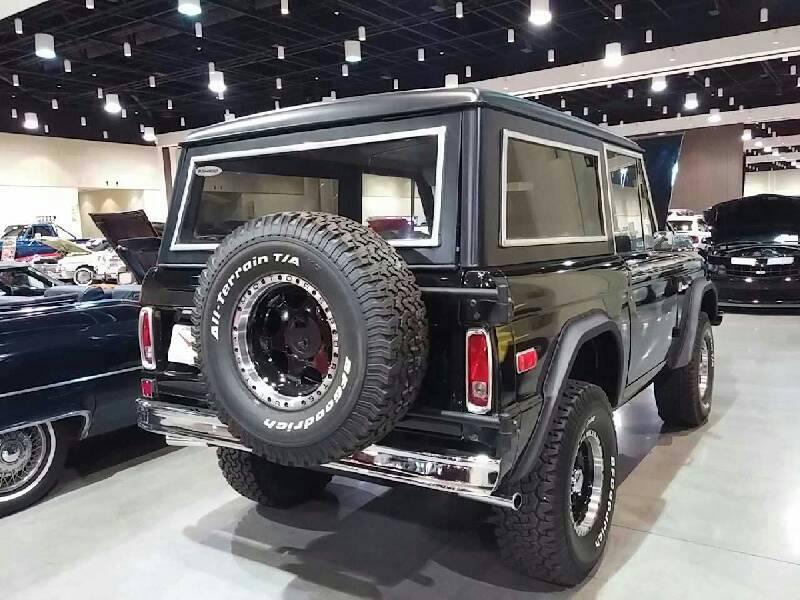 1st Image of a 1973 FORD BRONCO