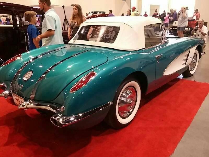 1st Image of a 1958 CHEVROLET CORVETTE