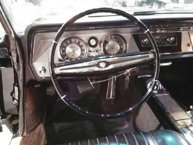 4th Image of a 1964 BUICK WILDCAT